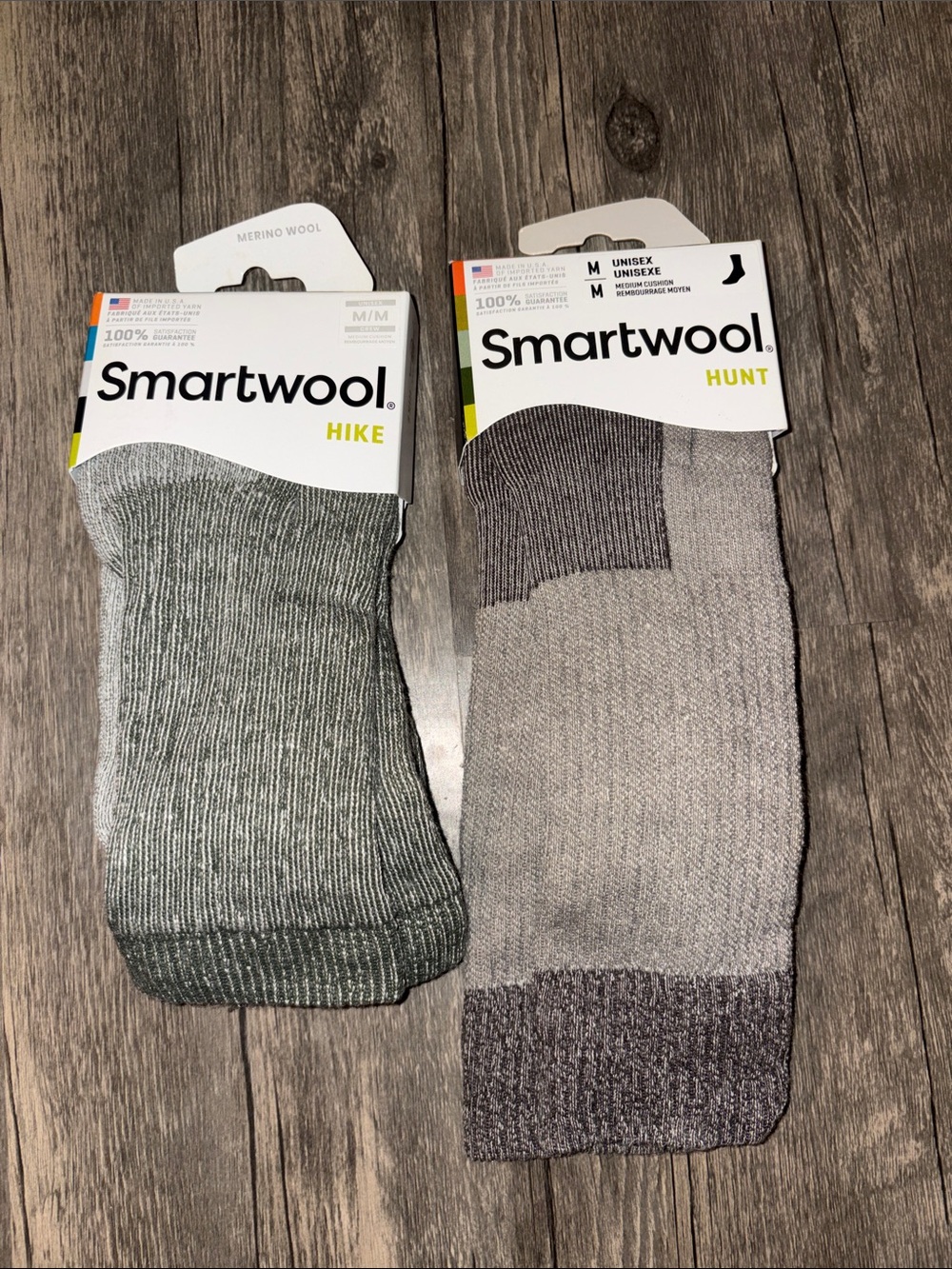 Smartwool Men’s Casual Crew Socks in Gray and Olive Green pack of two - NWT med